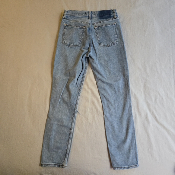 Abercrombie & Fitch The Skinny High Rise Ripped Knee Light Blue Jeans - Picture 8 of 11